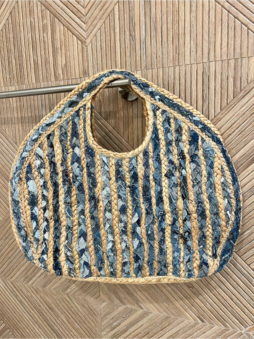 NWT Handwoven Nantucket Beach Tote | Coastal Resort Hobo Bag - Picture 3 of 8